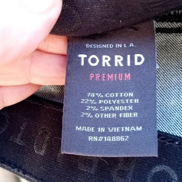 Torrid Sparkler Jeans - Picture 4 of 7